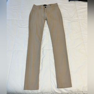 Lightweight dark beige pant